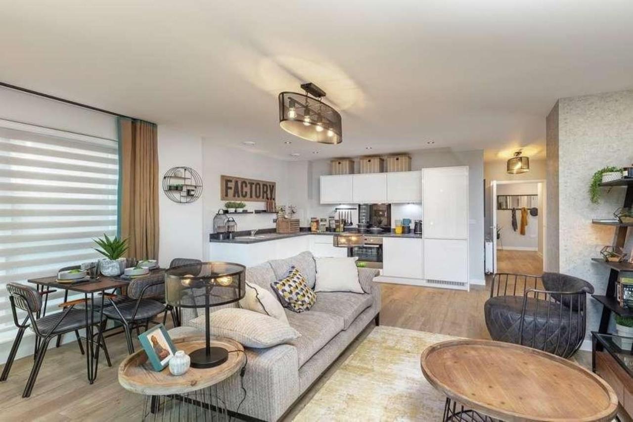 Newly Built Luxury 2 Bed Apartment!!! London Exterior foto
